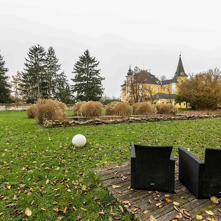 Am Schloss Muehldorf Aparthotel Feldkirchen an der Donau